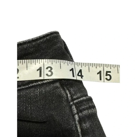 American Eagle Outfitters Size 4 Black Floral Embroidered Hi-Rise Shortie Shorts - Picture 5 of 6